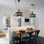 Sonel Investe Anjos Boutique By Get Your Lisbona